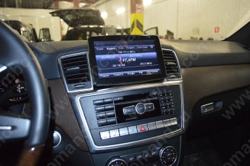 android monitor mercedes comand