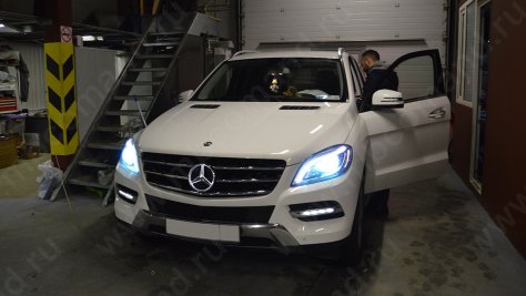 zvezda s podsvetkoy mercedes ml gl w166 x166