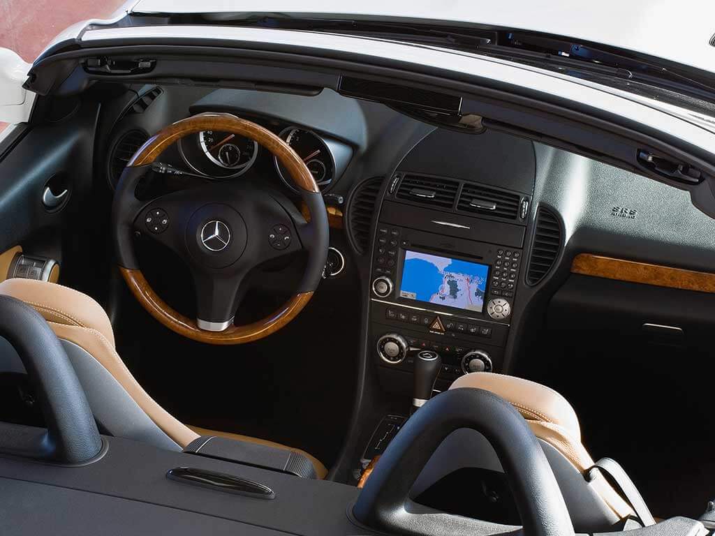 камера заднего вида на Мерседес SLK W171 Comand 2.5