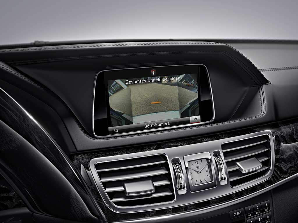 камера заднего вида для Comand Online 4.5 на W212 E-класс рестайлинг камера заднего вида для Comand Online 4.5 на W212 E-класс рестайлинг